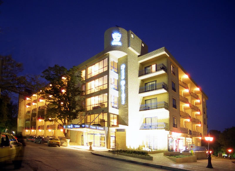 Dana Palace