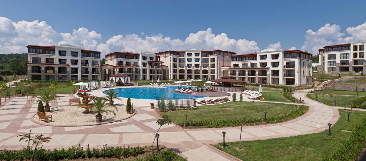 Green Life Beach Resort