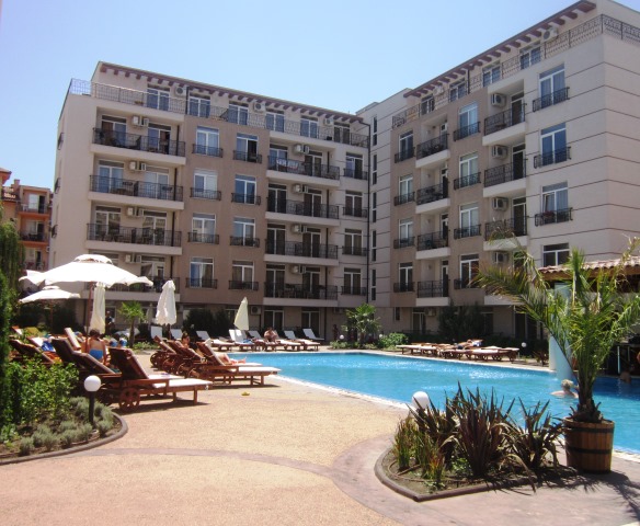 Dawn Park Aparthotel