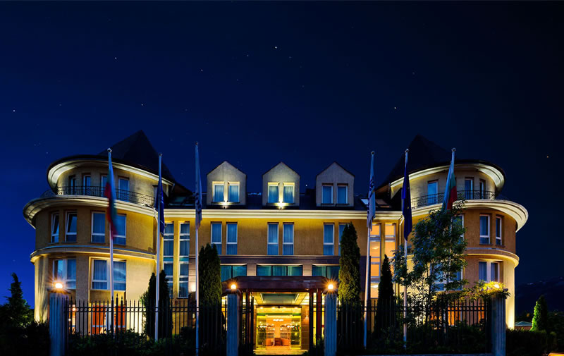 Maison Hotel